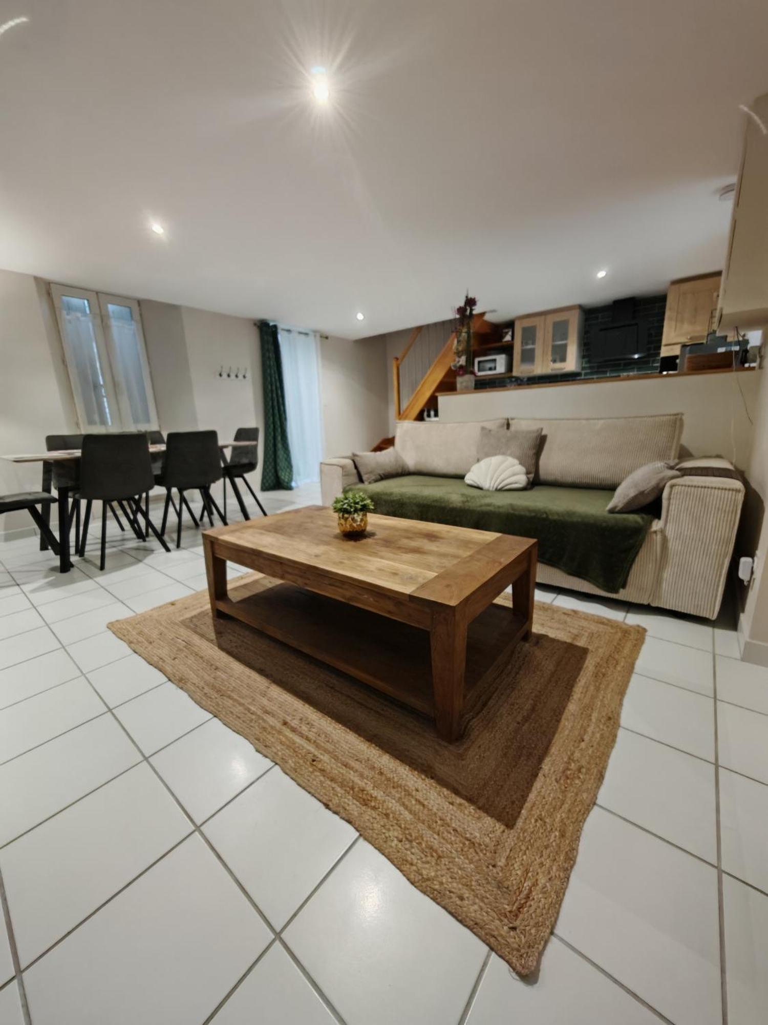 Jolie Maison Au 34 Centre-Ville Angoulême Екстериор снимка